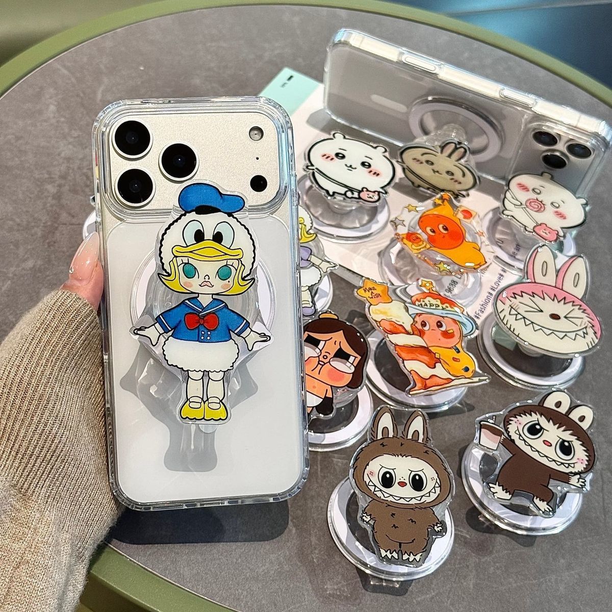 Labubu & Chiikawa Magsafe Stand