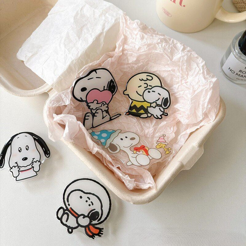 Peanuts Snoopy Magsafe Stand