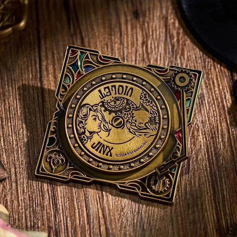 LOL Goods co-branded Twin Cities War rotatable record commemorative badge