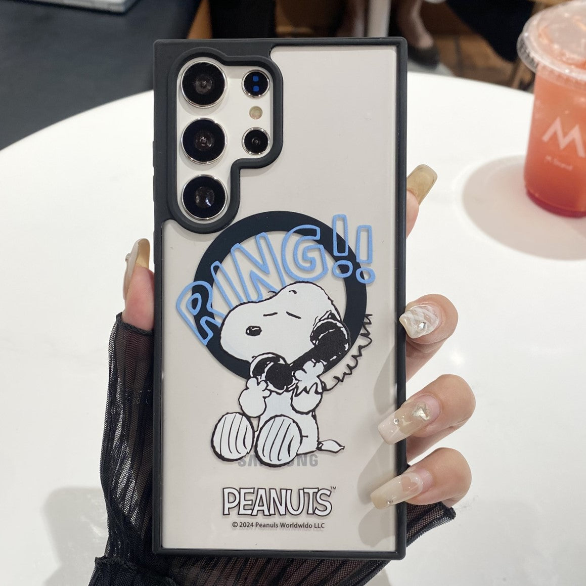 Peanuts Snoopy phone case